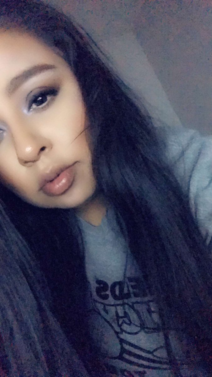 lacey_gipp's tweet photo. 🖤#nativegirlsrock #longhairdontcare https://t.co/rLs8qvZaPf