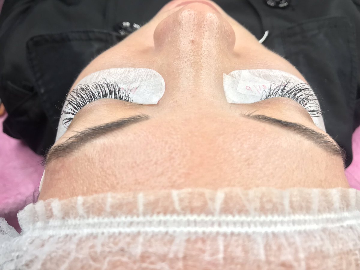 11Bperez's tweet photo. Lash refill @enhancedbeautybydesign @ebprobeauty #lash #lashes #enhancedbeautybydesign #lashrefill #lashextensions #lashspecialist #cosmetology #cosmetologist #hairstylist #makeupartist #artist #nailtech https://t.co/4SzzbXxkYQ