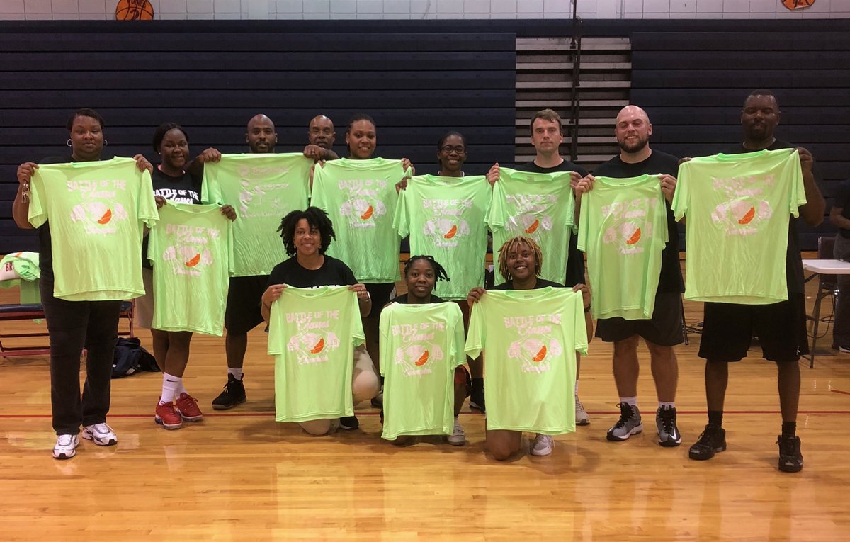 speedsquad1's tweet photo. 2019 students versus teachers champions!!🔥🔥🔥 #smashedthem https://t.co/7tv6ofdz0y