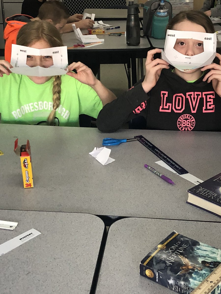 Rose5th's tweet photo. We loved experimenting with the relationship between the earth and the sun! #BESBears https://t.co/SSmvT0Fwm5