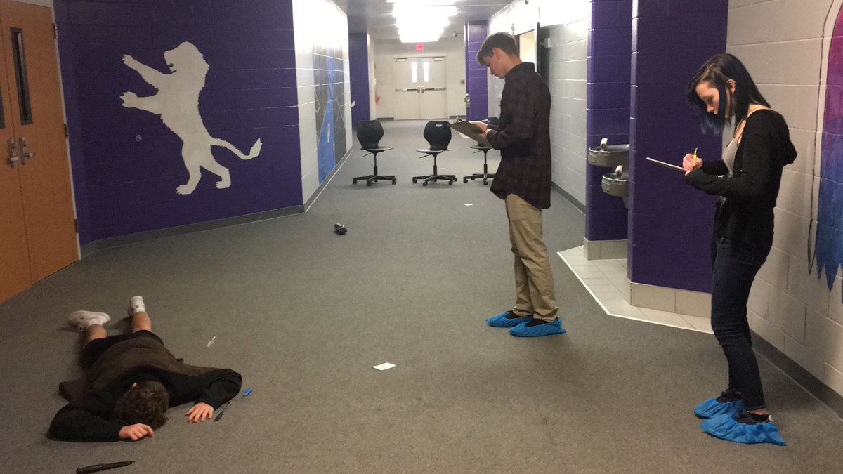 CompassAcad's tweet image. Today at Compass: crimes scenes and the biggest Rube Goldberg machine in Compass history. #CA2019 #dontworryitsforaproject