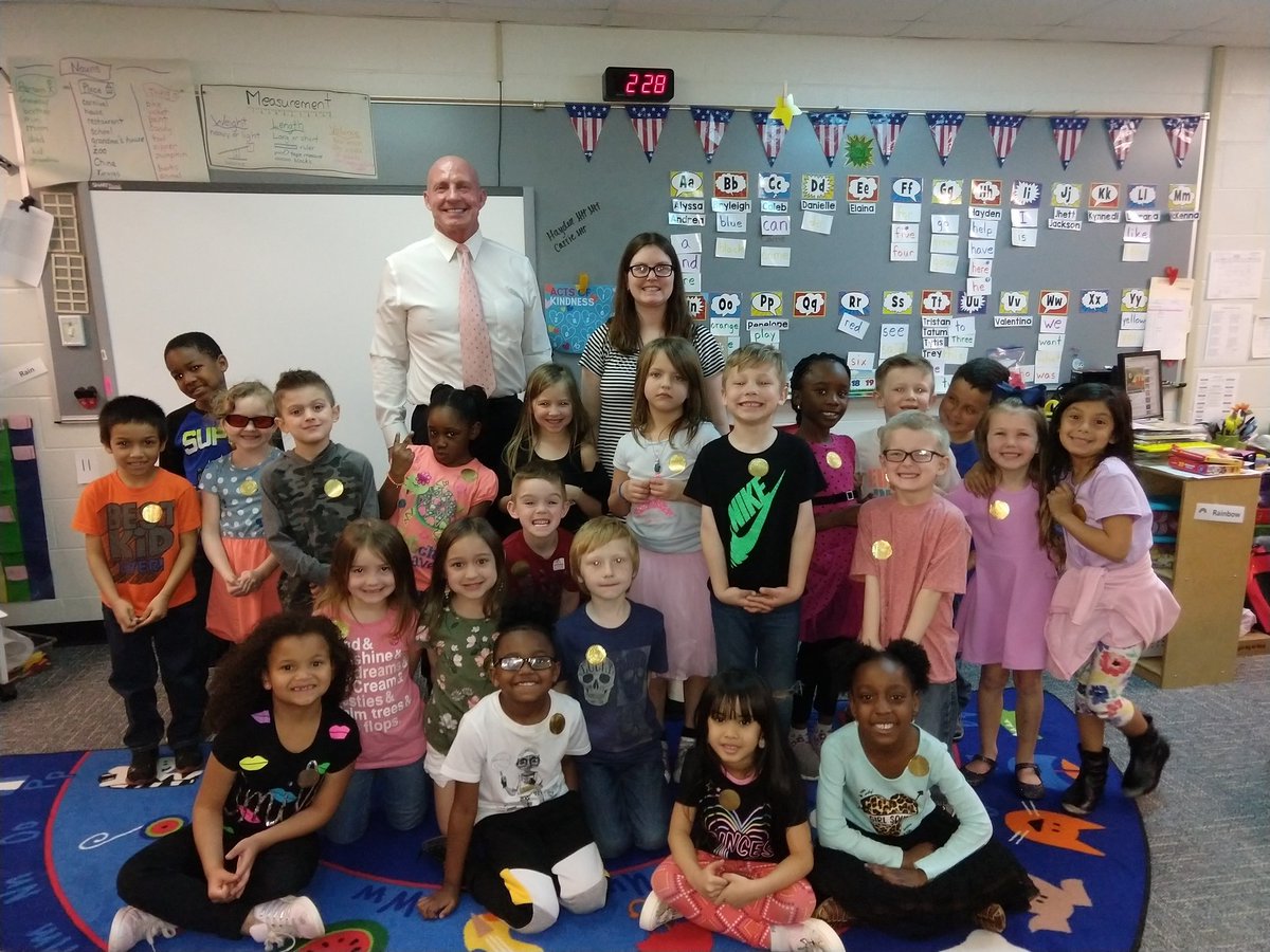 Moore Public Schools tweet media