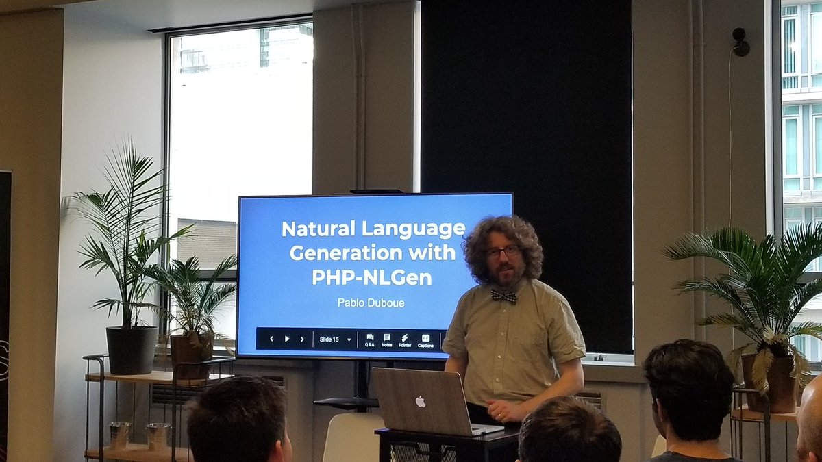 TsuiAnthonYVR's tweet image. @pabloduboue dropping some knowledge at #vanphp @phpvancouver