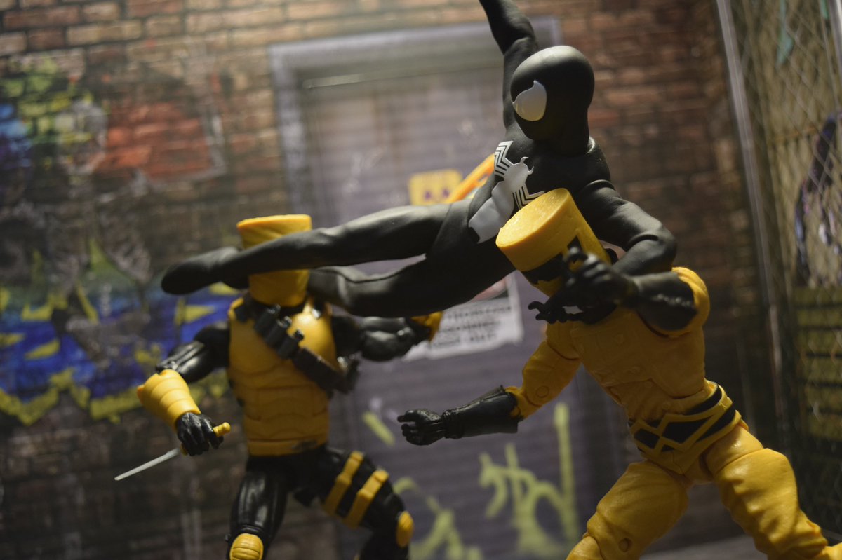 mezco symbiote spiderman