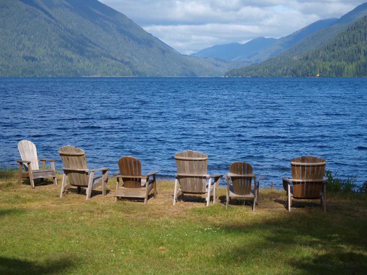 familyitrips's tweet photo. Jump in the #lake @basinharbor &amp; @Olympic NPS. More #familytravel lake resorts @Frommers. See my article. #Familyitrips @FamilyiTrips #Frommers
#lake #beautifulfay #childhood https://t.co/AuQykFzFt0