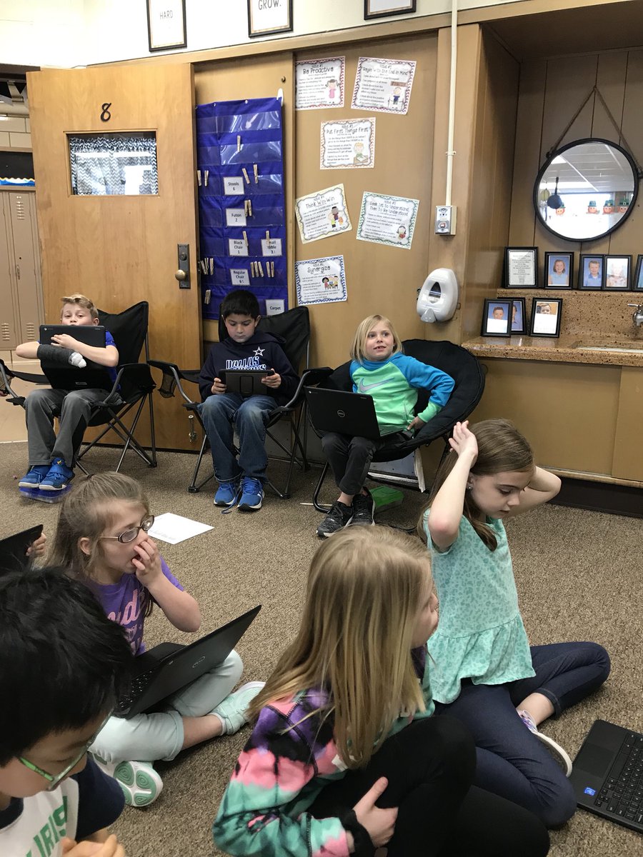Strohscher2nd's tweet photo. Playing Kahoot to review simple machines! #Kahoot #TrojanTrue https://t.co/87lg8z75Wm