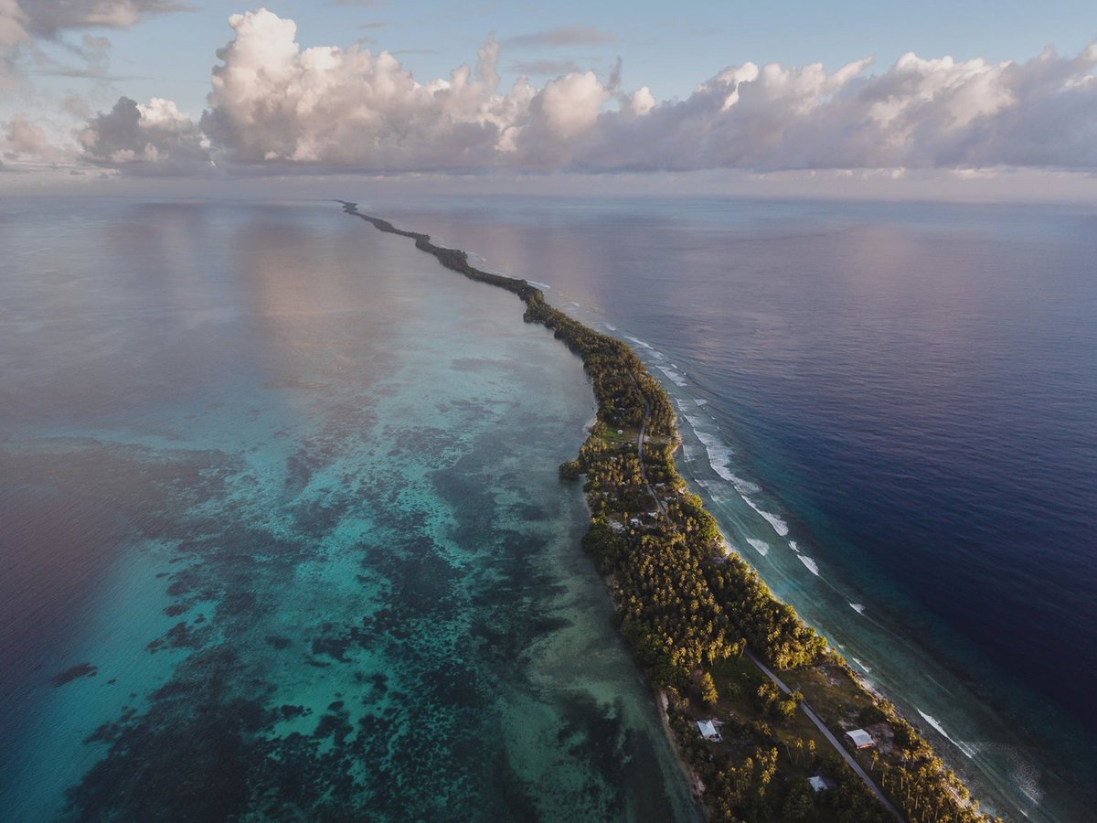 Пляж арт. Волнующий остров. Волнующий остров. Остров арт. Волнующий остров.