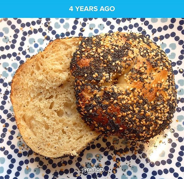 kingstonbread's tweet photo. 4 years ago I was figuring out and obsessing about sourdough bagels, making them a dozen at a time at home. Now I’m rolling hundreds a week and they’re way better then they’ve ever been. Preorders up for the weekend. #leavenedbynature
#Sourdough #realbr… https://t.co/mIOJsykt5Z https://t.co/kfz0G28068