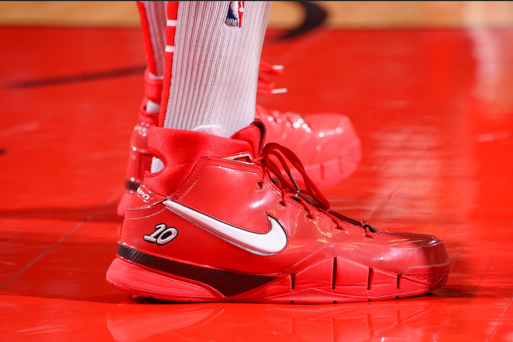 Demar derozan kobe 1 online