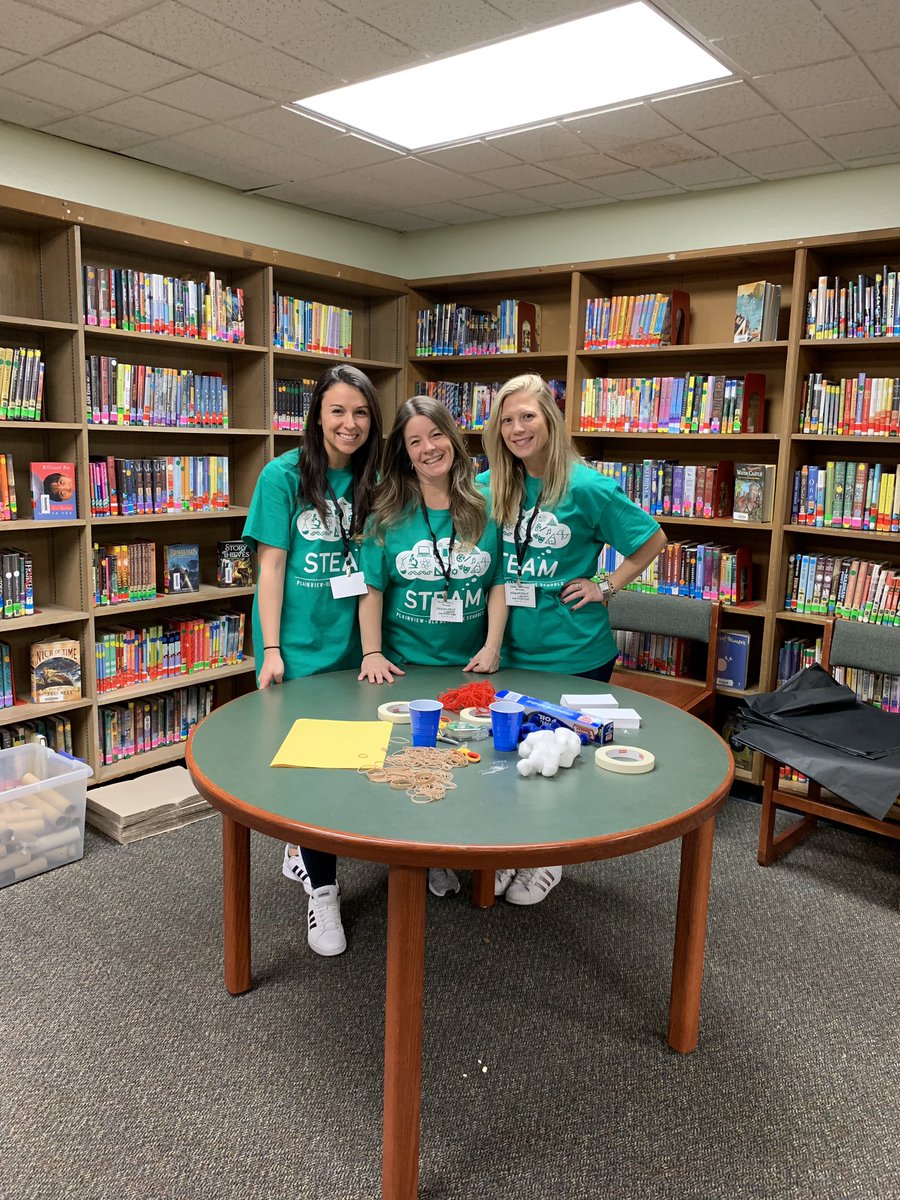 mrspatinoPOB's tweet photo. TEAM #Makerspace. So much fun tonight with these ladies! #POBSTEAMNight @tmarconePOB @MrsReehilPOB @ParkwayPOB @POBSchools https://t.co/1NCwiLOEiS