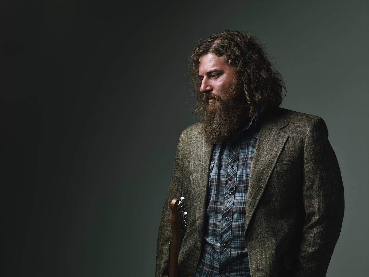 Live music at 10pm by Andrew Bailie tonight at the Palace! Have a few cold ones with us and enjoy the music! #livemusic #thursday #brokedownpalace