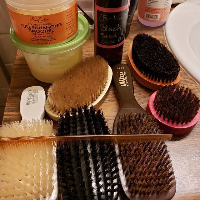 FGSW's tweet image. Getting in a good #brushsession tonight!
.
.
#360waves #360waveprocess #ripplestage #oceansquad #crockettgang #spinnin #wavesonspin ift.tt/2Yxf380