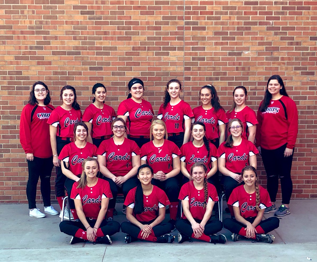 ChiHiSoftball's tweet photo. Here is a shot of our 2019 Varsity team! Looking forward to a great season with these players! https://t.co/WeDTNQGOX4