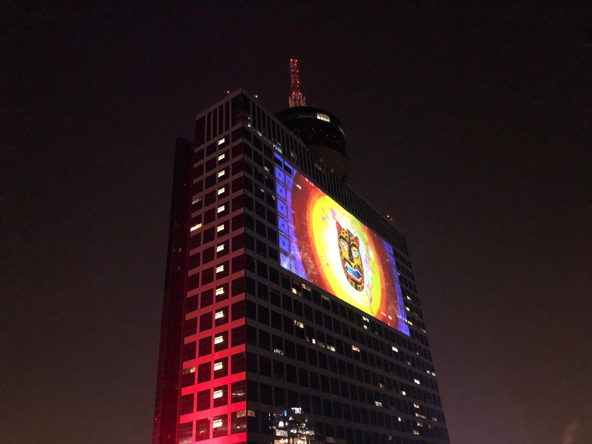 TorrucoTurismo's tweet photo. Un gusto participar en la celebración de los 25 años del #WTC🇲🇽. Este edificio de 207 metros de altura, ícono de nuestra #CDMX, se convirtió en la pantalla más grande de América Latina, con más de 4 mil metros cuadrados de proyección de imágenes de nuestro hermoso país. 🎉 https://t.co/XytL84H6NH