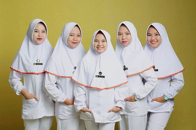 .
#Repost <a href="/idaminarsihh/">Ida Minarsih</a>
• • •
Cukup ANTARTIKA aja yang JAUH.. ANTARAKITA kita mah JANGAN.😂
.
.
Partner 🔥
@polritni_tenagamedishits
.
@tenaga_medis_idaman

#bidanperawatcantik
#bidan #perawat
#bidanperawatrepost ift.tt/2I0ox5U