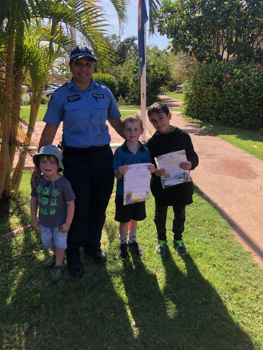 SouthHedlandPol's tweet photo. Aussie of the Month Award held at Baler Primary School. Presented to kids who have been helpful & respectful at school & in the community. The future of Hedland - one Hedland one heart. #EPCommunityEngagementTeam #fb https://t.co/NzScHtzEDr