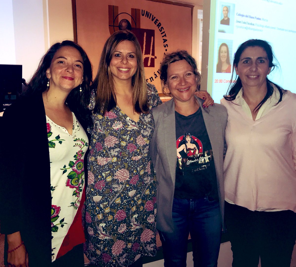 KLongman974's tweet photo. ¡Hecho ✅ chicas! @TLegidos @DaviniaAsuar @SoledadPina1 😅Yesterday we presented a session on #innovation in the classroom! #proud    to be from @ELISVillamartin Representing #ELISWay in Valencian Area 🇪🇸. The link to our presentation will follow shortly... #womenintech https://t.co/eYOnCZ6FxY