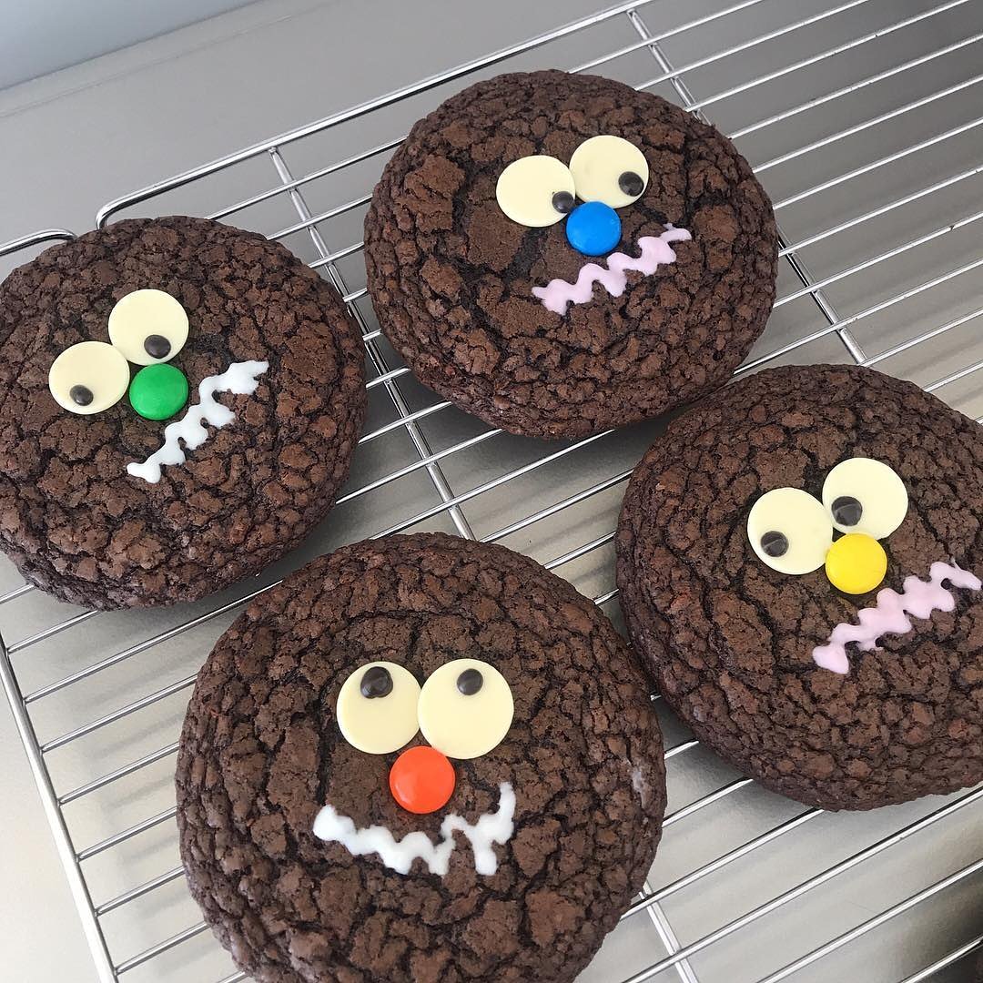 suhkim40's tweet photo. 💚💙🧡💛
/
/
#EverythingforU #eu #cafe eu
# Southern Terminal Cafe # Cafe Stargram # 🍪
💚💙🧡💛
/
/
 #everythingforu #eu #카페eu #남부터미널카페 #카페스타그램 #🍪 https://t.co/hHzEy60BPJ