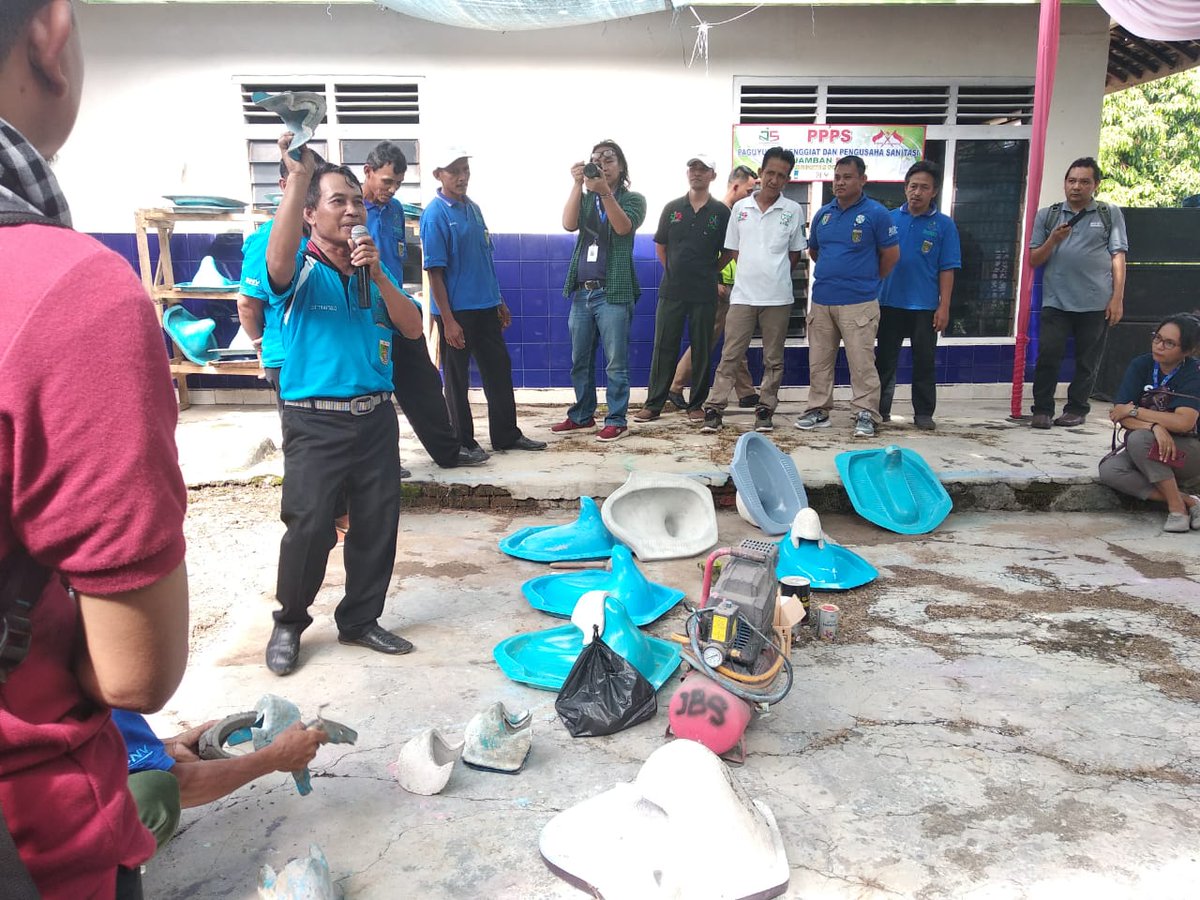 #V4CP &amp; CSOs did fieldtrip in #Pringsewu to learn #ODF District best practice, STBM center, Sanitation Entrepreneurs #wusan. “We don’t have many natural resources as other regions, but we're happy we have healthy toilets!” head of police department Pagelaran, Pringsewu. <a href="/SNVworld/">SNV - find us on Bluesky as snv.org</a>