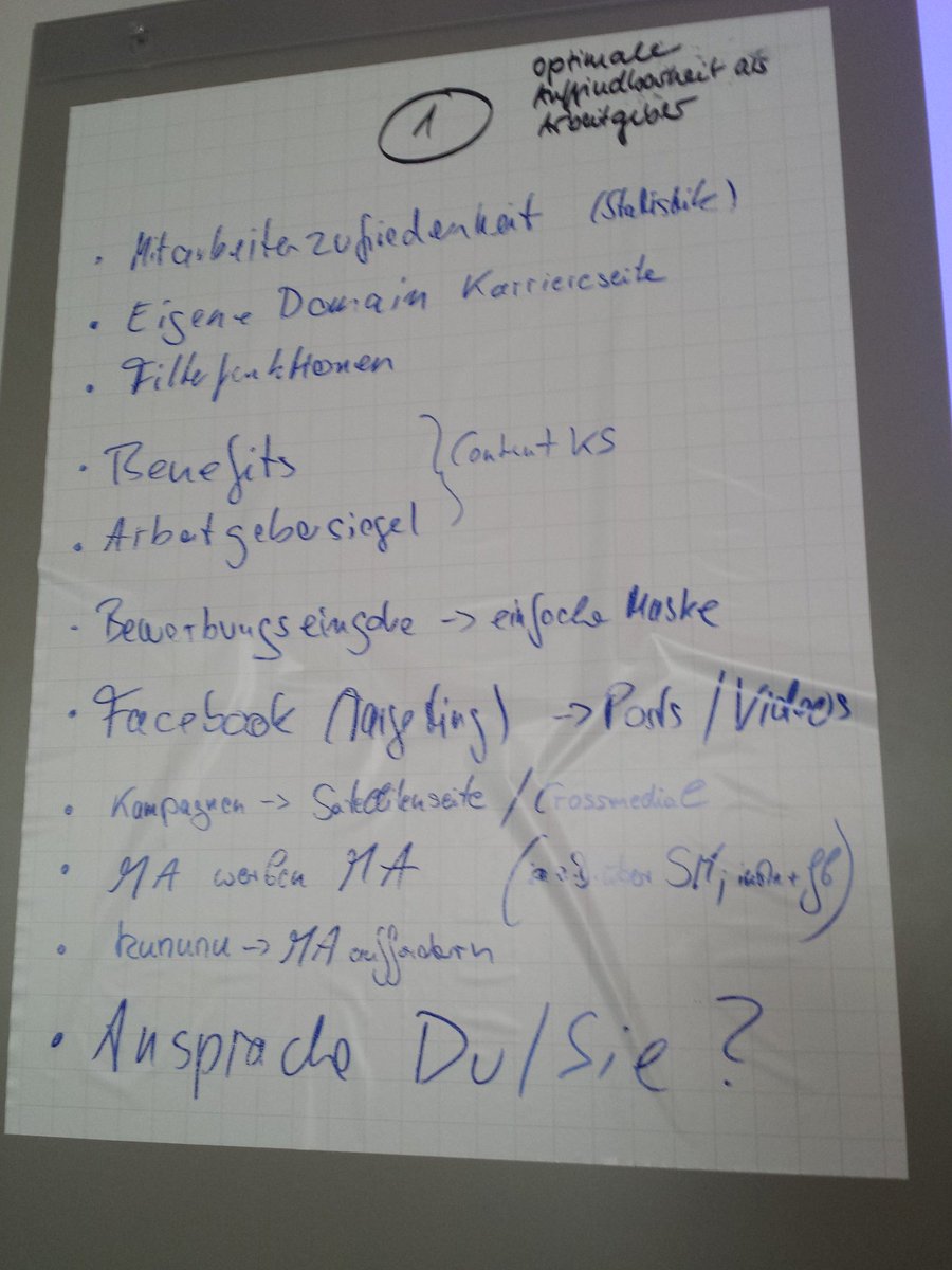 JanineGraf1's tweet photo. #EmployerBranding #Pflegekräfte beim "Meetup Online Marketing für Kliniken" bei @brandung in Köln: Separate Domain für #Karriere; Einfache Maske für #Bewerbungen; Mitarbeiter für #kununu motivieren #Gesundheitskommunikation #PR #Onlinemarketing #uniklinikmannheim #healthcarecomm https://t.co/xItBmrca91