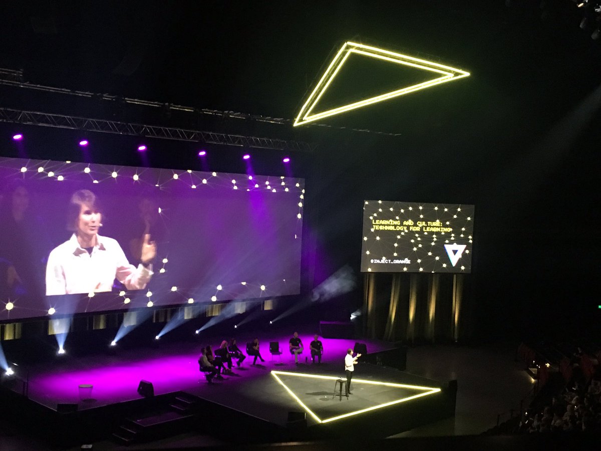 Beam her up Scotty. Inspiring insight. You do you, just don’t let it use you @SocraticEM @smaccteam #runlikeagirl #smacc19