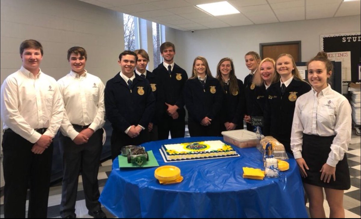 GibaultFFA's tweet photo. Our banquet was a success! Thank you to everyone who came out, especially our Honorary Memebers and parents. Can’t wait to see what our Chapter does next year! https://t.co/vd9kenfw3S