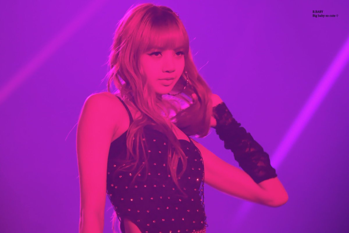 Angelsblackpink's tweet photo. 0327 생일 축하해🥳🥳

#BLACKPINK
#AceLalisaday https://t.co/DR7x5zgPJF