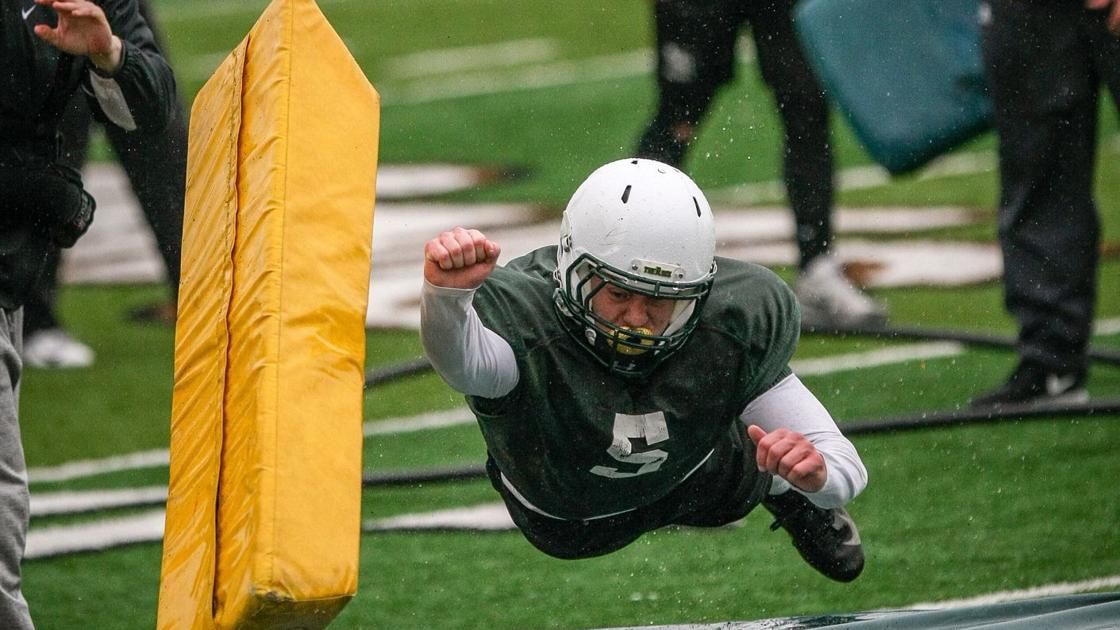 406mtsports's tweet photo. Photos: Spring practice underway for @Rocky_Football https://t.co/pseFlgga2i #mtscores https://t.co/hvu0siaZsS