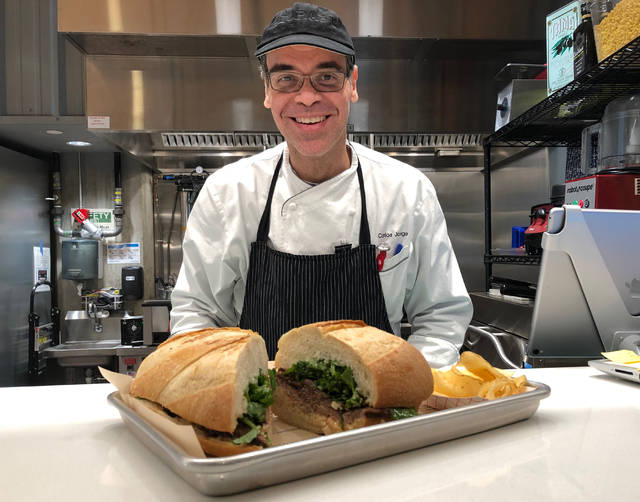 Cravings: New haunts in #Kakaako offer takeout convenience - bit.ly/2UY1WKN #Crave