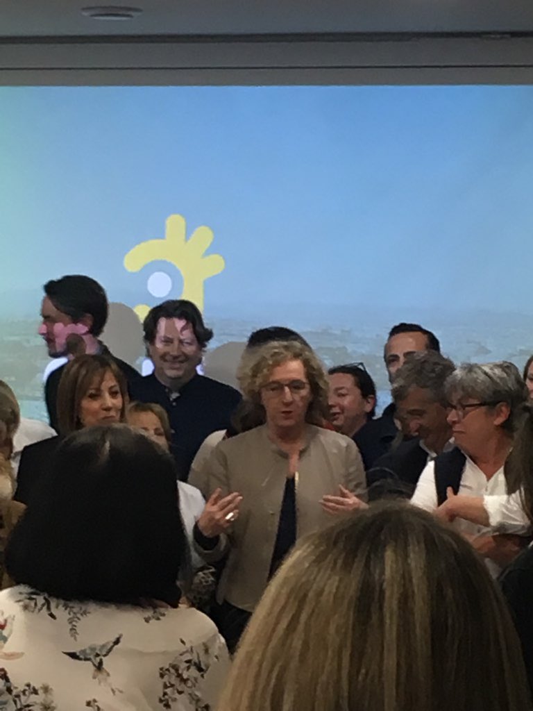 CHTHUIR's tweet photo. Hier @Barre2Sophie représentait le @CHTHUIR au #PST66 pour la présentation d’ @APPTIV_RESEAU en présence de @murielpenicaud et @Prefet66 « La prochaine loi travail sera sur la santé au travail. L'enjeu est celui de la prévention. Apptiv y répond » https://t.co/JdWla0UvJE