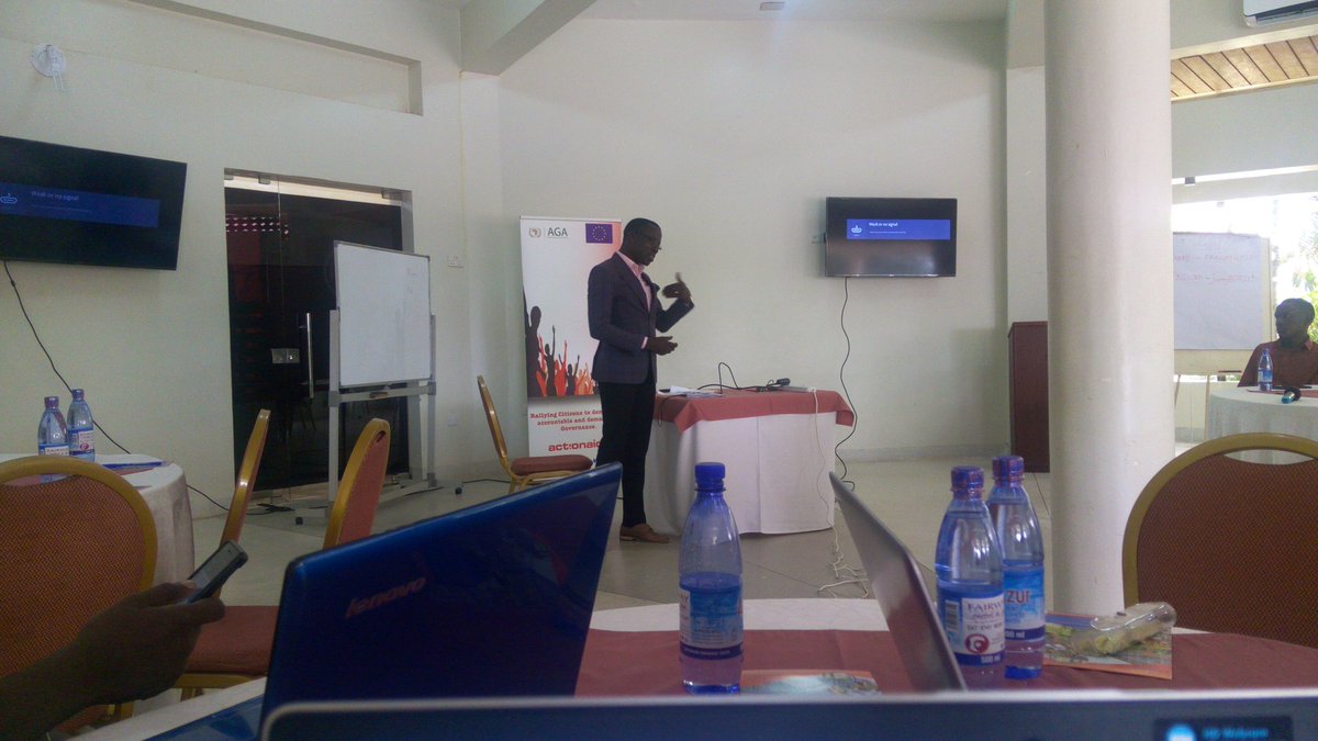 namara284's tweet photo. "As IPOD we  believe that we need to have a law that seeks to regulate the commercialization of politics and elections in Uganda" Dr. Siranda. @IpodUganda @WeAreNIMD @AcfimUg @HenryMuguzi @kafuima @DPSecretariat1 https://t.co/2xjbjzpLAL