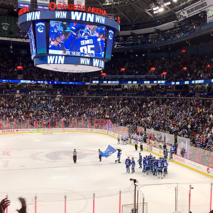 .@Canucks win in a shootout! Rogers Arena was filled with so much energy, it was electric. Thank you again @Rogers for the tickets and @getthepuckuout for making sure I got to enjoy the game and safely home despite my dizziness! #RogersMoments #WeAreAllCanucks