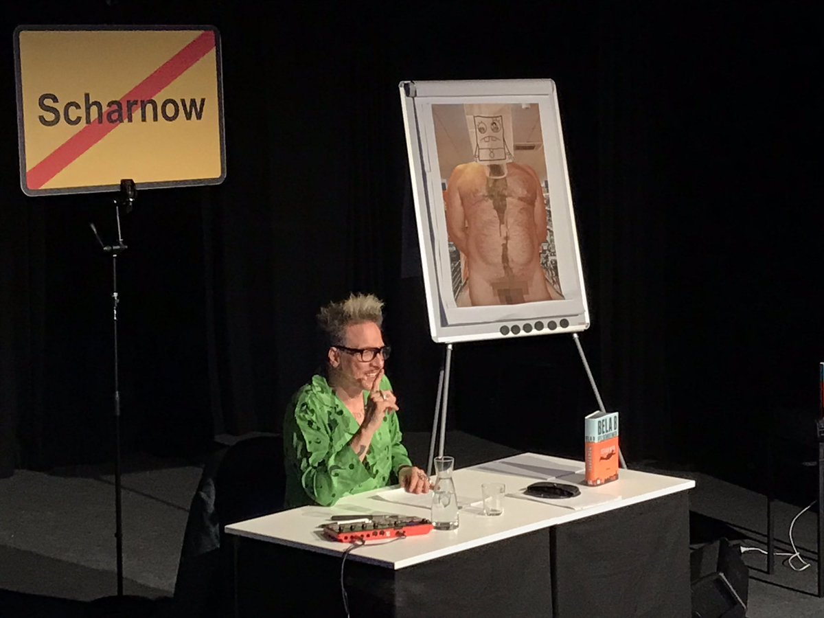 Borussenvogel's tweet photo. Der Herr @BelaB_official auf der #LitCologne: Großes Kino mit Weltliteratur und Mische! @litCOLOGNE MS @RheinEnergie 🛳 #Scharnow https://t.co/qlCILvsFCo