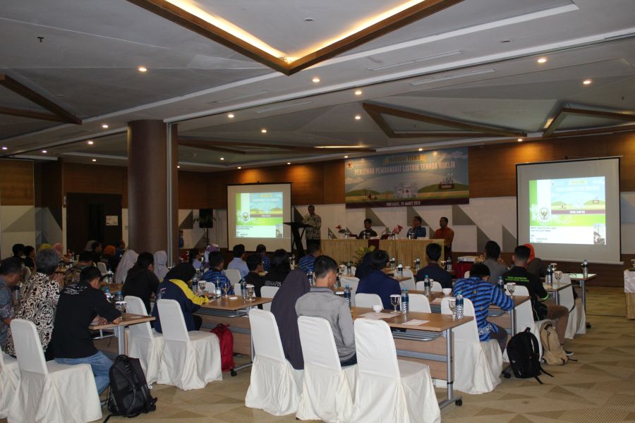 WOW.. PLTN di Kalimantan Barat..??
.
Terkait rencana pembangunan PLTN di Kalbar, BAPETEN berikan Bimtek Perizinan PLTN kepada jajaran Pemerintah Kalbar dan Kota Pontianak serta civitas akademi dan Mahasiswa Universitas Tanjungpura, di Pontianak, Kamis, (28/03).
.
#bapeten
#dpibn