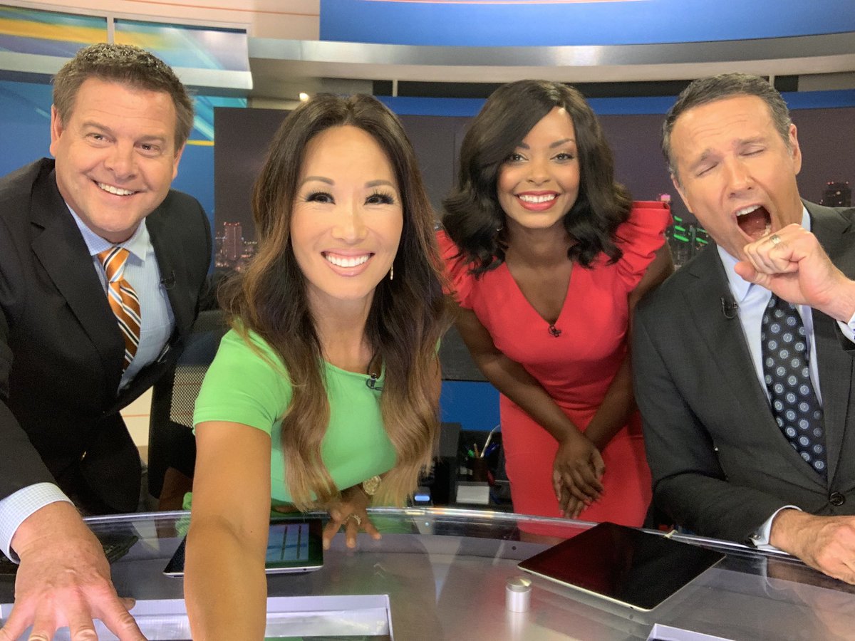 angieleetv's tweet photo. That’s a wrap... looks like @CarloNews8 is ready for bed thx for letting me hang @karlenechavis @JohnHowardNews8 @CBS8 #marchmadness #news8 #cbs8 #kfmb #tvnews #localnews #eveningcrew https://t.co/utL6zXUj4V