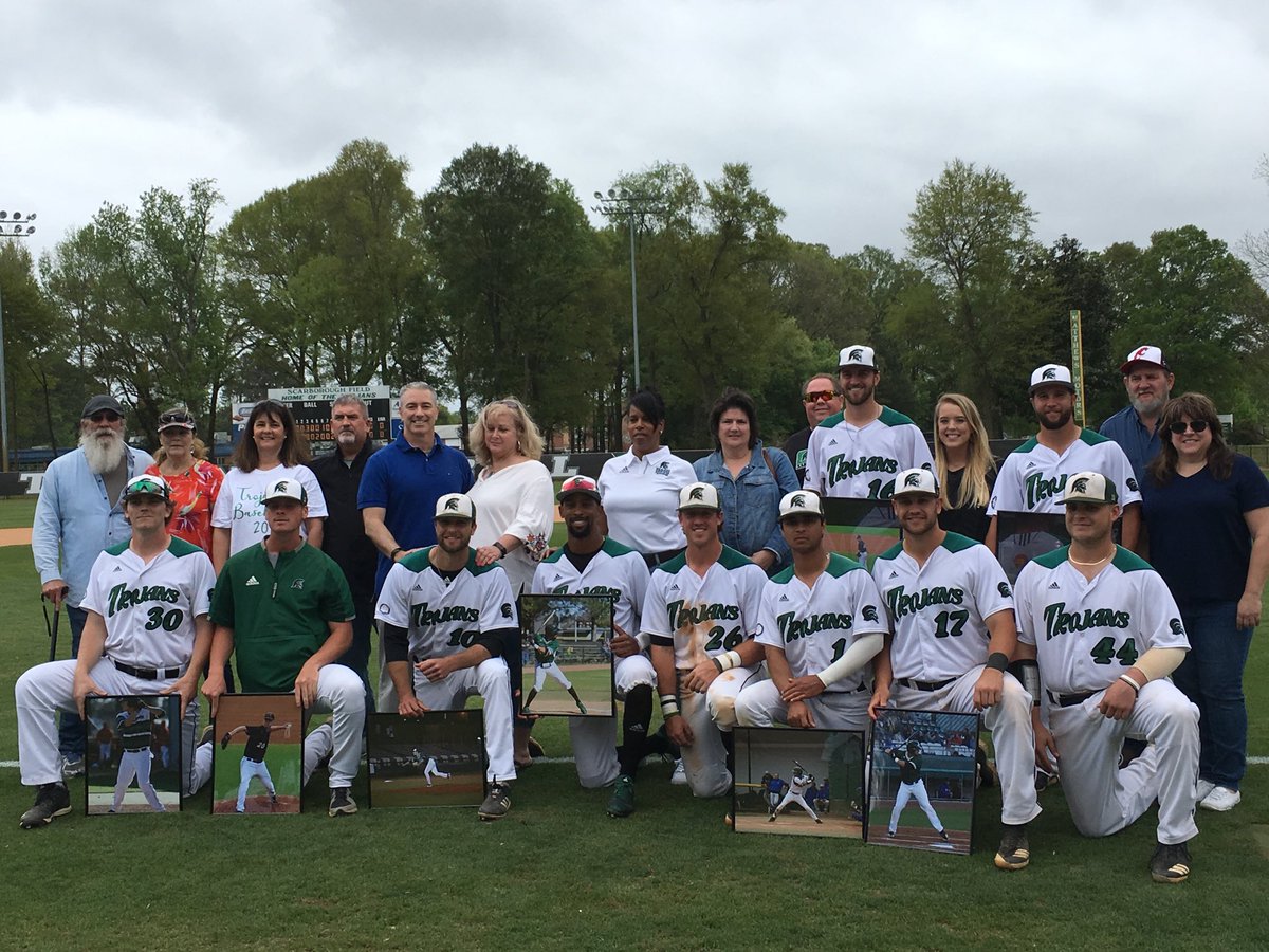 Senior day for ⁦<a href="/UMOBaseball/">UMO Trojan Baseball</a>⁩ +two ⁦<a href="/ConfCarolinas/">Conference Carolinas</a>⁩ wins = #GDTBAT