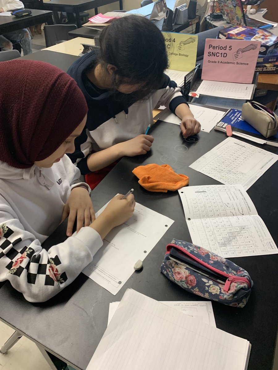 OP_HWDSB's tweet photo. You can write on your desk! ##OPscience https://t.co/HM1YNfkPCp