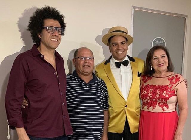 hamiltonholanda's tweet photo. Obrigadão, Recife! Mais uma inesquecível! Até a próxima❤️🎶 #recife #teatrosantaisabel #orquestramateriaprima #conservatoriopernambucano #marcocesar https://t.co/k73CizXU0n