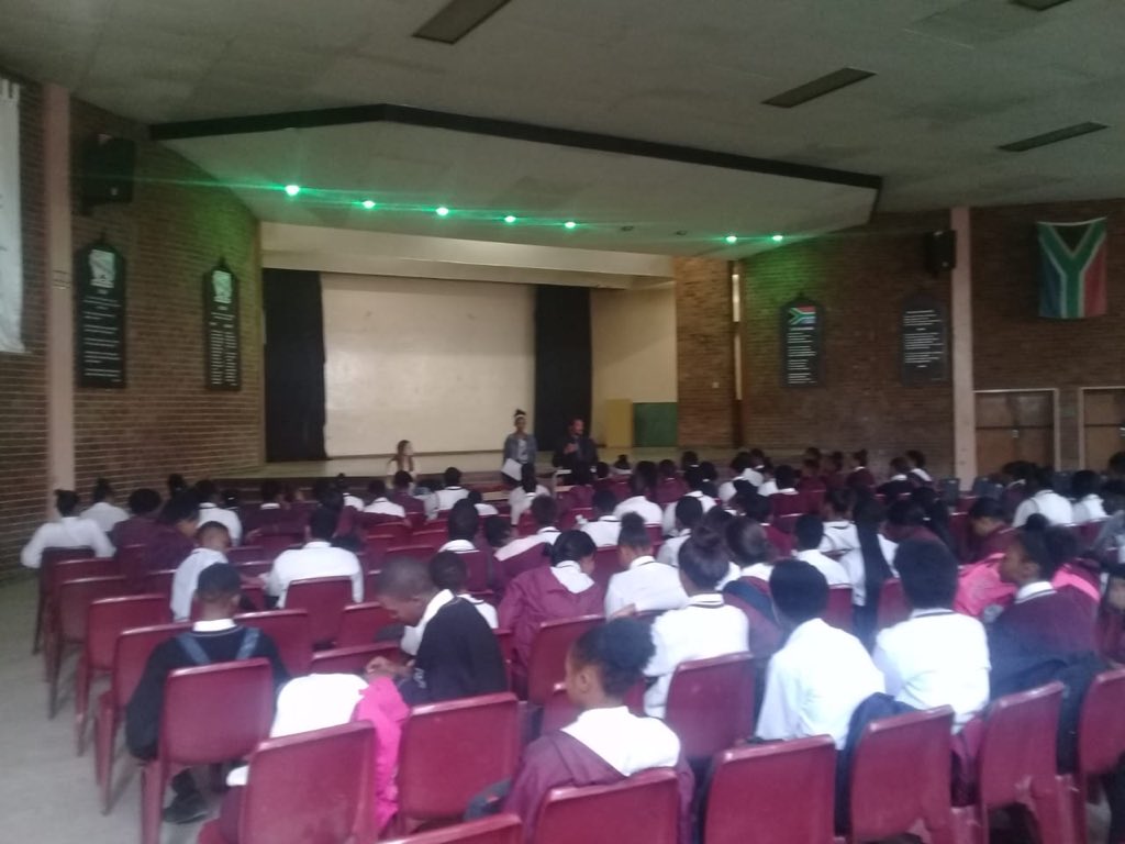 NNFSA1's tweet photo. Great day with Guide and Sofia as we introduced the self development program alongside many others. It's great to see young people passionate about helping other young people. #NNF #Selfdevelopment #AgriBuzz https://t.co/sS9hxdRbnr
