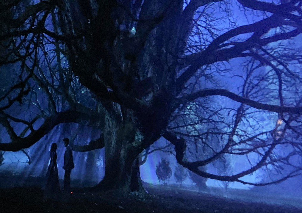 WriterRAS's tweet image. And that’s a wrap on Season 3 of #Riverdale! As always, the ride has been wild. Also hard, especially this year. But I’m so incredibly grateful to the cast, crew, writers, and editors who work so damn hard to make this show unlike any other! And to the fans! ❤️🔥🎢🏆👠🌪💥