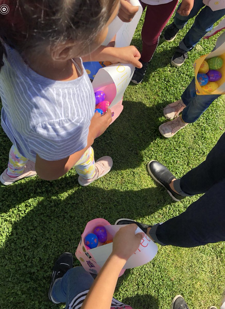 Williams_BCSD's tweet photo. Mrs. Hodash’s Math lesson was EGGactly what her Ss needed on this beautiful Spring day! 🐣➕🌺🌼 #MathIsFun #CountingToFive #GoWildcats #TeamBCSD https://t.co/EFa6xLvI38