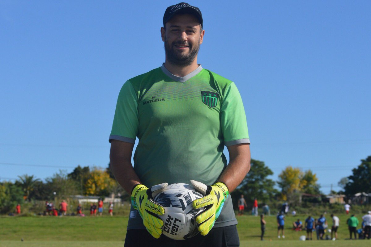 Felicitaciones a <a href="/franlarra2013/">Agua viva 2023</a> de <a href="/fc_reales/">Martin Reyes</a> por ser elegido #LeyendaDeLaFecha 🏅👏🏼