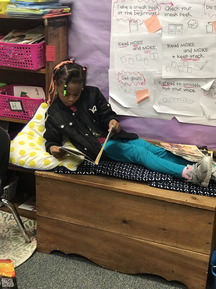 MsBrandonWMES's tweet photo. Living the best reading life! https://t.co/0BezBOeKpC