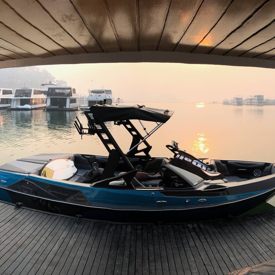 PerformanceB_MX's tweet image. Perfect Sunday without regrets. #AxisWake #PerformanceBoats
