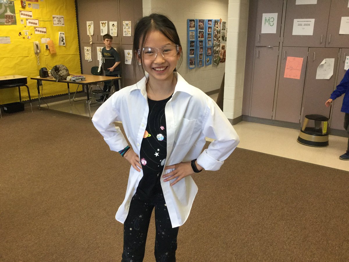 Kristine Davis tweet media