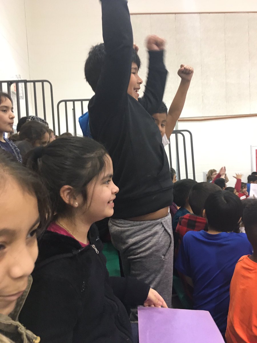 walton147's tweet photo. Students enjoying the basketball game between 5th grade and the teachers at rolling ridge! https://t.co/AyaaPdOZJu