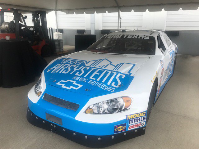 CondairUSACA's tweet photo. Congratulations to @TexasAirSystems on their Product Showcase event this week. We were honored to be a part of it. #HugeTurnout #GoodTimes #Texas #WeLoveHumidity #ProductShowcase https://t.co/HMKl2CaCwq