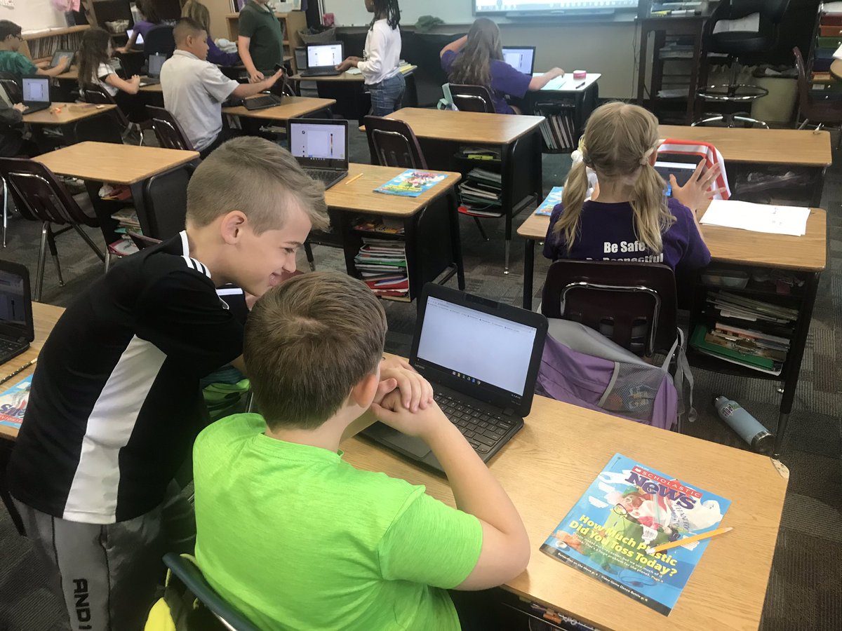 denise_holmes4's tweet photo. SV 4th graders use research  and BrushNinja to share their ideas on how to solve the problem of plastics in oceans @SVViperPride @DVUSD https://t.co/w09yUFHymR