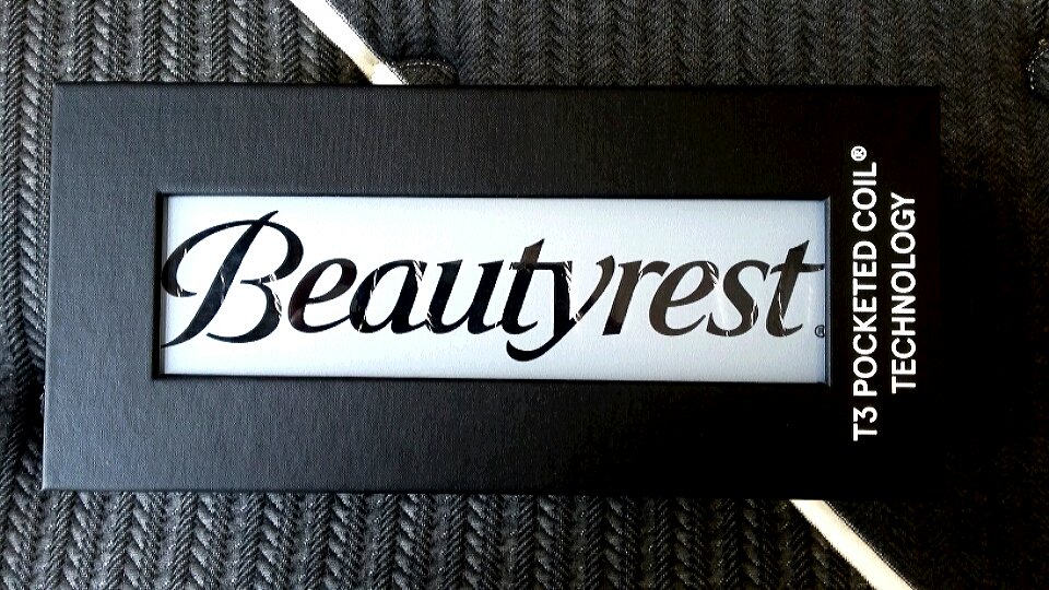 stray12u's tweet photo. REST & BEAUTY go together like MATTRESS & PILLOW. Get your @Beautyrest @stlmattress where the #sleeprules EVERYDAY #FridayMotivation https://t.co/k6FHbFh7NY