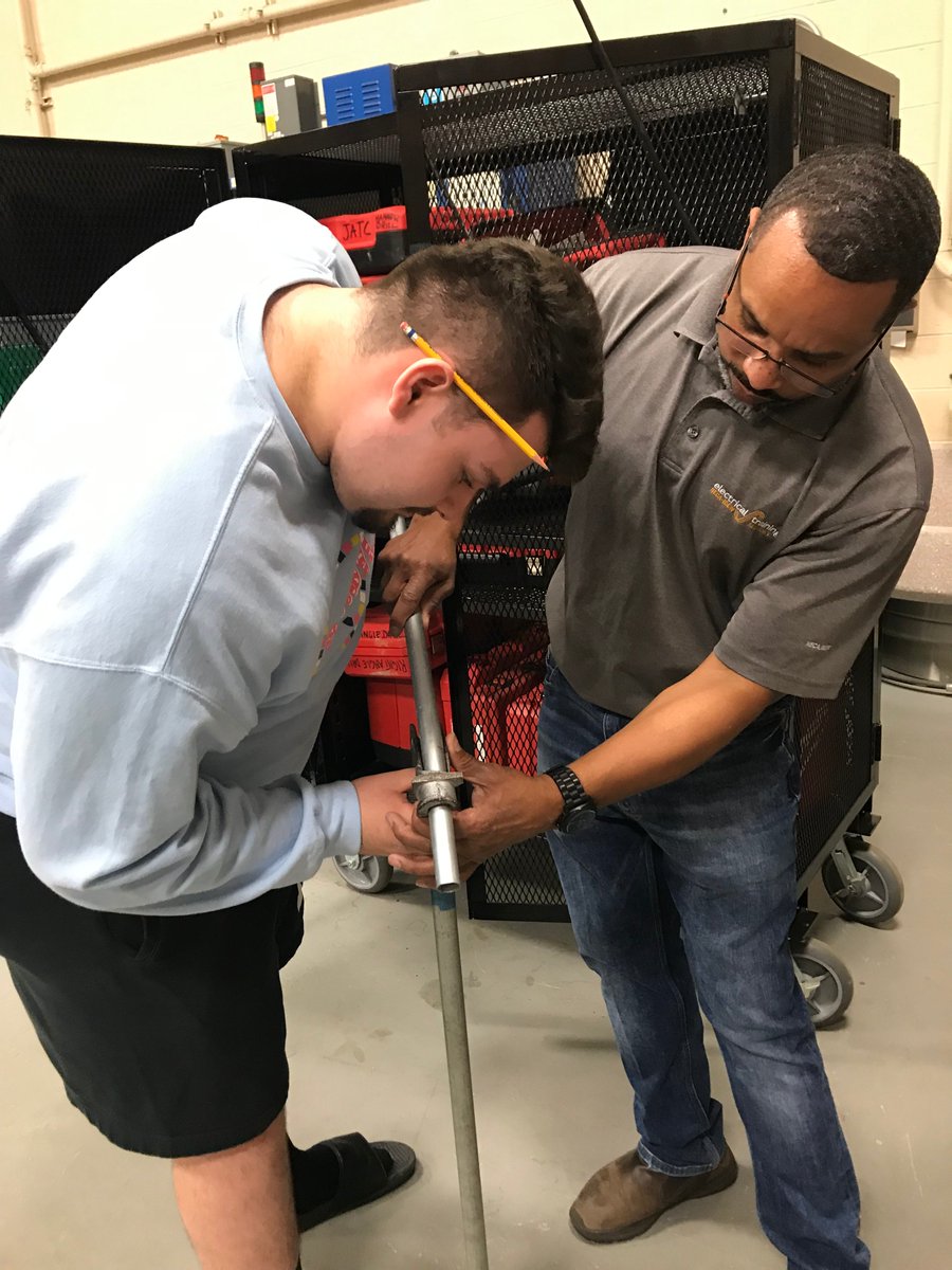 LHSCounsel's tweet photo. Thank you @DetroitEITC and @MUSTcareers for hosting @LamphereHS students today to share the opportunities available through an Electrical Apprenticeship! #WeAreLamphere https://t.co/VHAi1E9KRJ